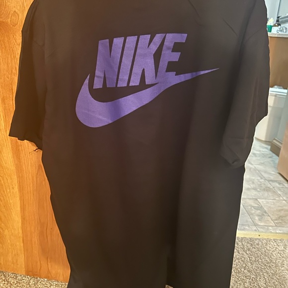 COPY - Vintage Nike T Shirts - Picture 2 of 2